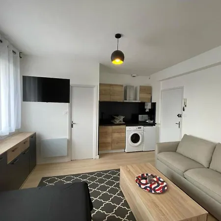 Apartmán Calme Proche Metro Et Gare